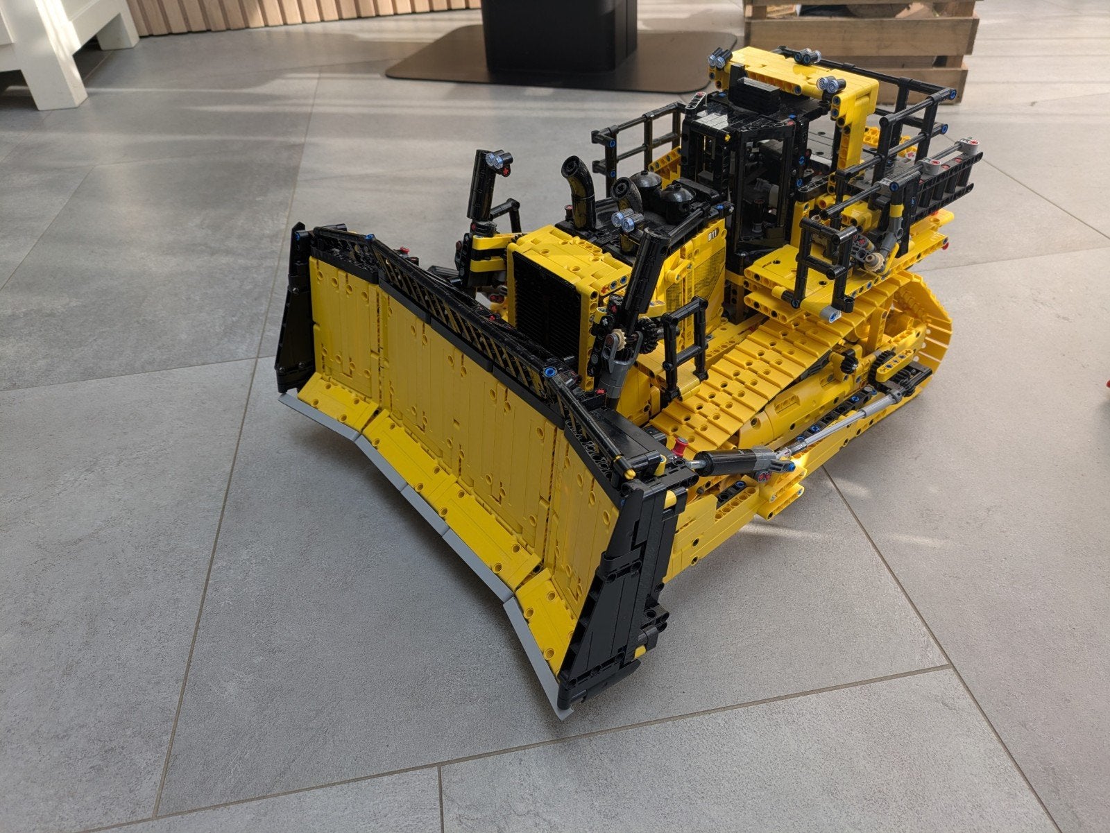 Lego Technic D11 Caterpillar 42131, Kinderen en Baby's, Speelgoed | Duplo en Lego, Ophalen of Verzenden, Zo goed als nieuw