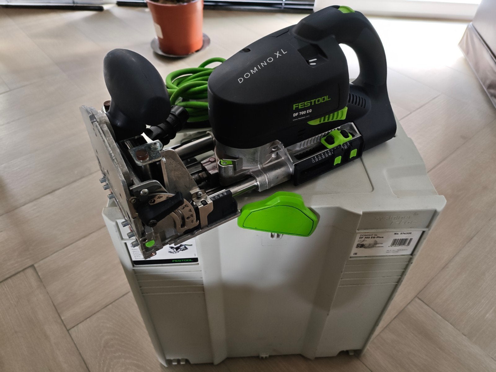 Festool DOMINO XL DF 700 – Zeer goede staat, Ophalen, Zo goed als nieuw, Elektrisch, Bovenfrees