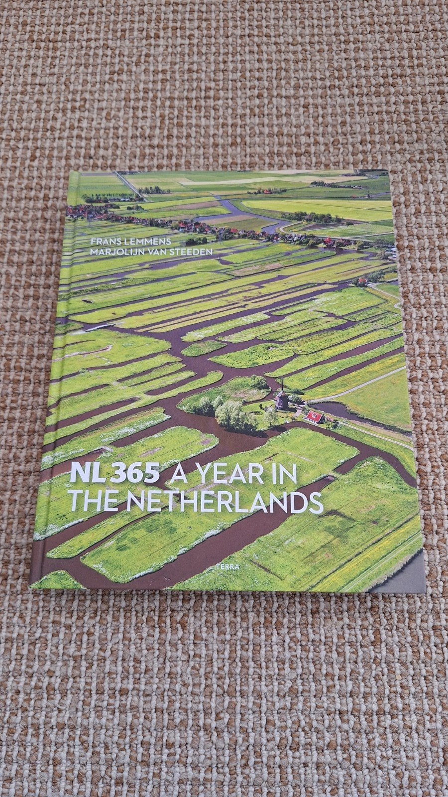 NL 365 A Year in the Netherlands - Frans Lemmens, Ophalen of Verzenden, Zo goed als nieuw, Natuur algemeen, Frans Lemmens, Marjolijn van Steeden