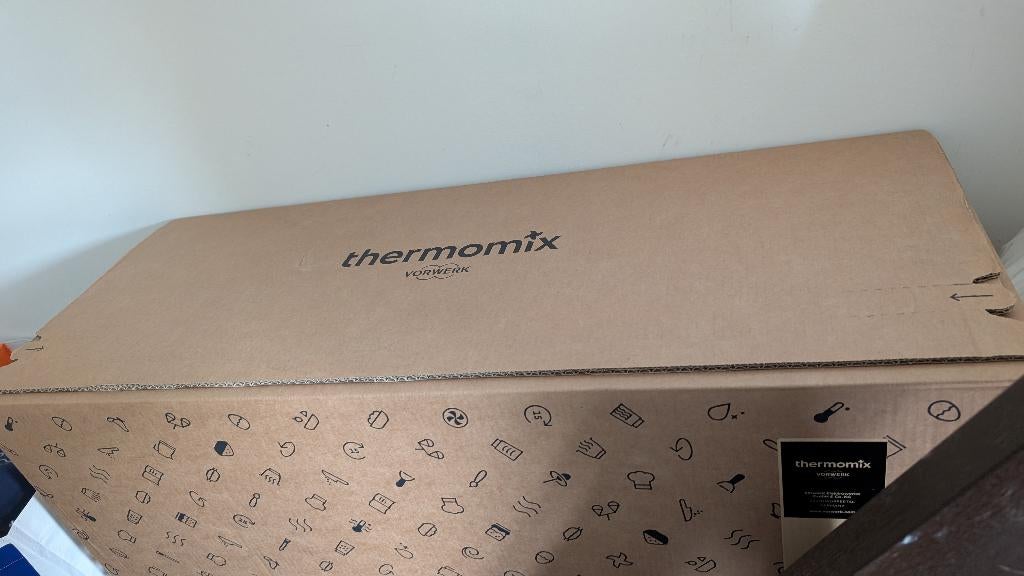 TM7 Thermomix nieuw, Witgoed en Apparatuur, Keukenmixers, 4 liter of meer, Ophalen of Verzenden, Nieuw, 3 snelheden of meer