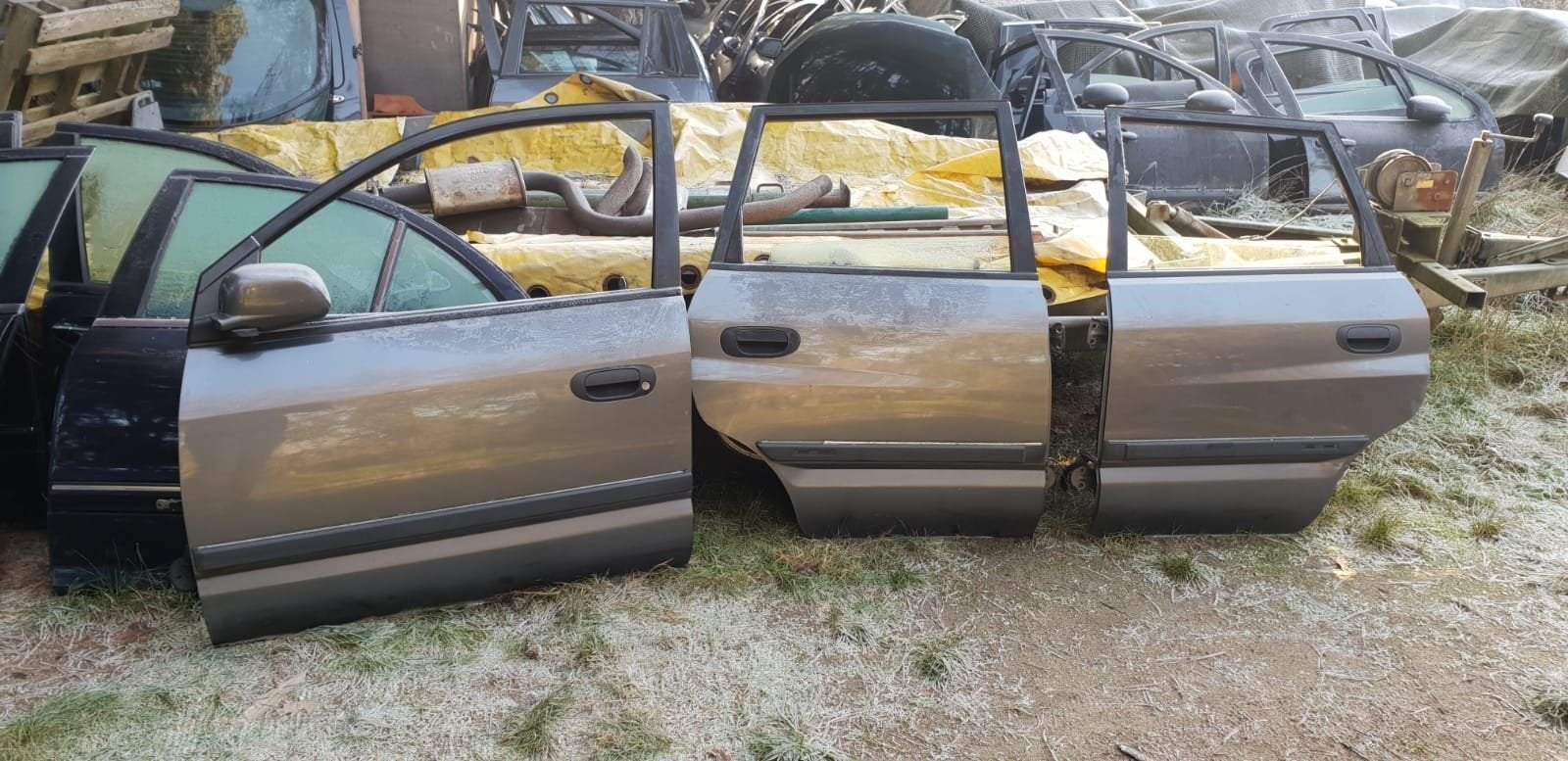 MITSUBISHI SPACESTAR PORTIEREN BJ 2004, Gebruikt, -, Deur, -