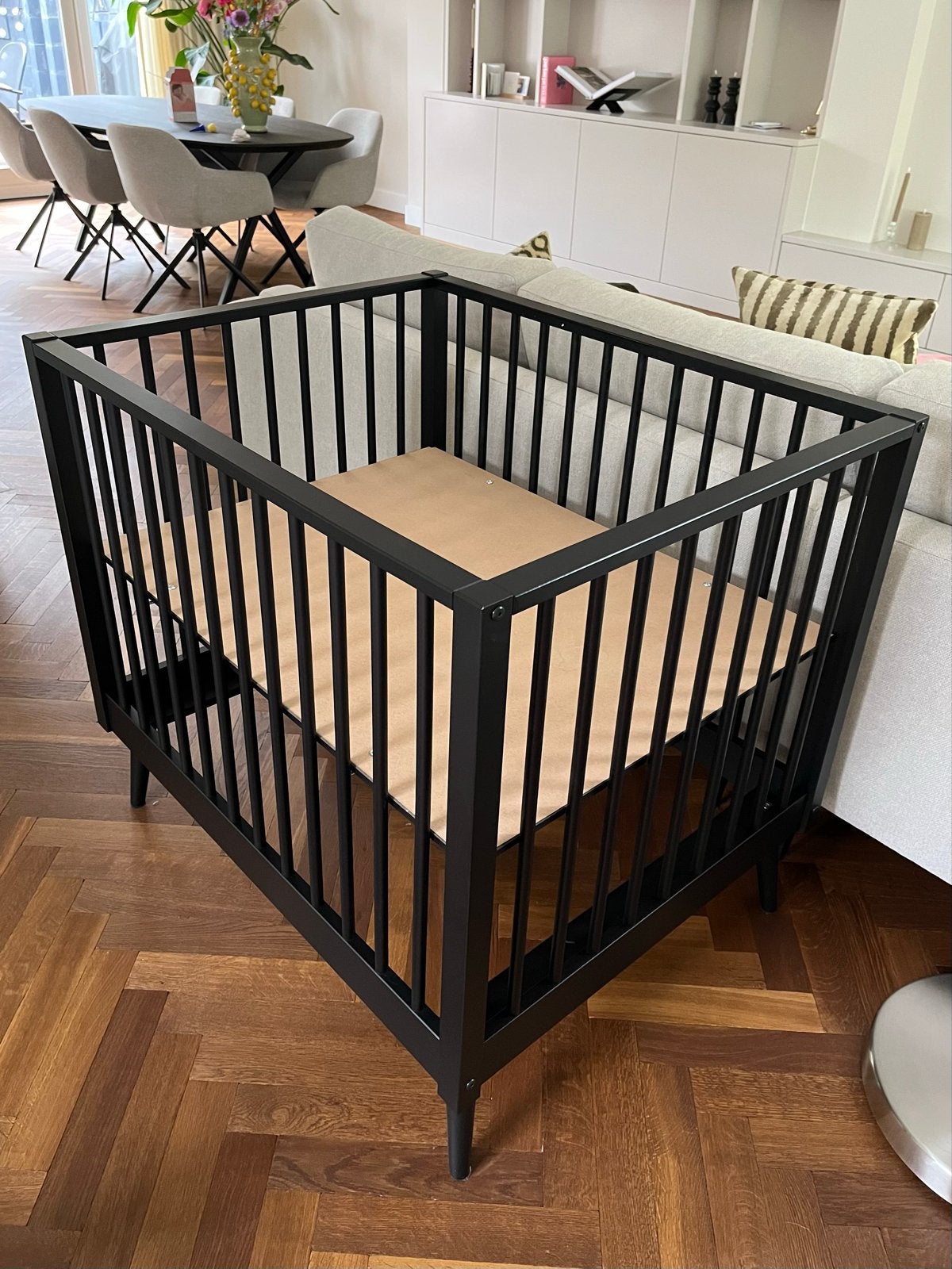 Box Europe Evy incl. Jollein boxkleed en boxzak, Kinderen en Baby's, Ophalen, Zo goed als nieuw, Rechthoekig, In hoogte verstelbaar
