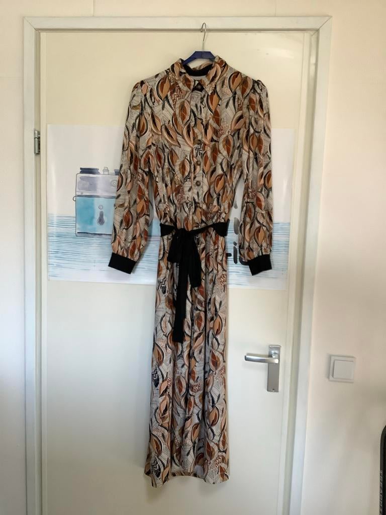 K-Design Maxi Jurk met Grafische Print en Silver+ Stay Fresh, Overige kleuren, Maat 42/44 (L), Ophalen of Verzenden, Zo goed als nieuw