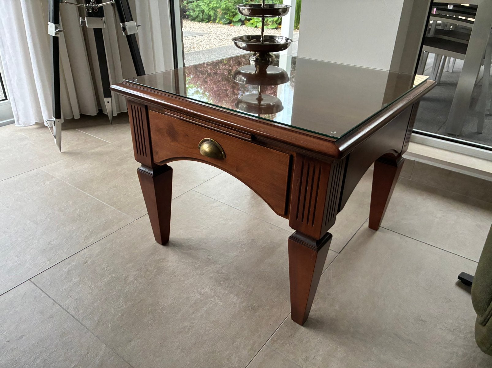 Bijzettafel, Ophalen