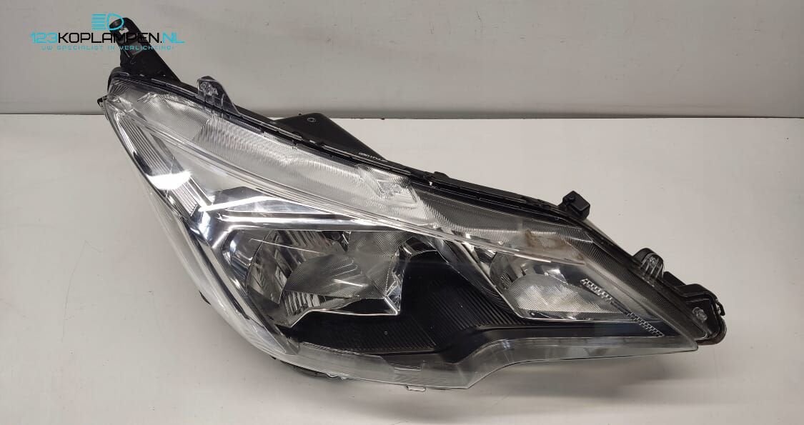 Mitsubishi Space Star 2 Facelift koplamp rechts, Gebruikt, -, -, Ophalen of Verzenden