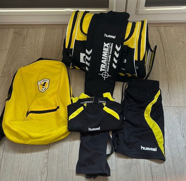 Condor volleybalkleding maat 152, Ophalen, Zo goed als nieuw, Bescherming
