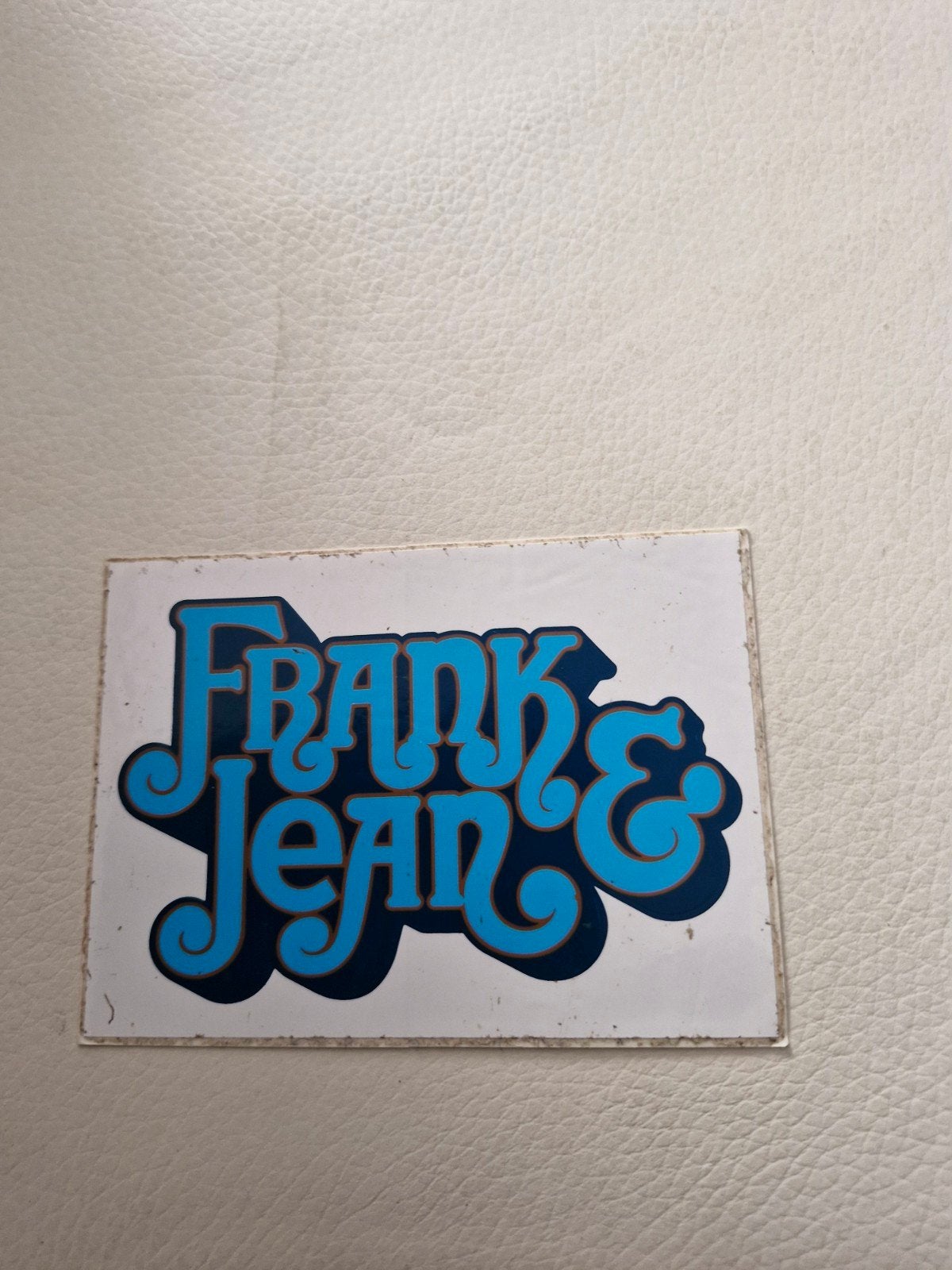 12129 Vintage Frank & Jean Sticker - Uniek Design, Verzamelen, Ophalen of Verzenden, Gebruikt, Overige typen