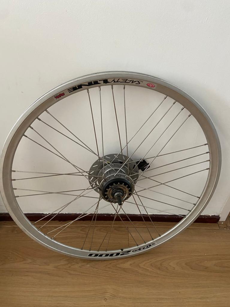 Een mooie achterwiel  28 inch, Fietsen en Brommers, Ophalen of Verzenden, Zo goed als nieuw, Overige typen, 80 kg of meer