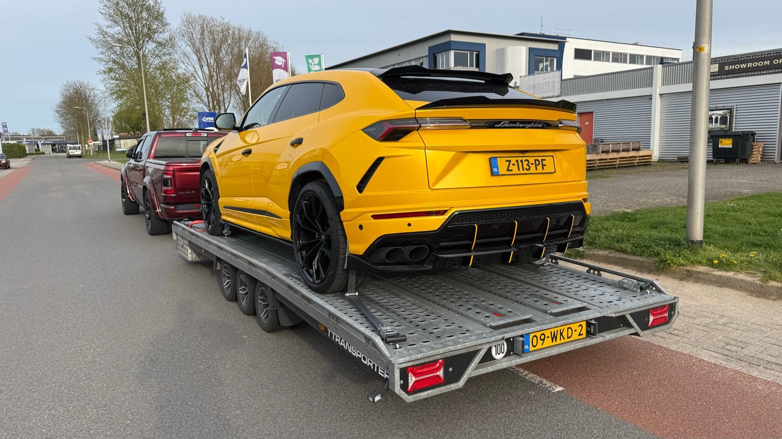 Sleepdienst & Autotransport door heel NL & EU  Takeldienst