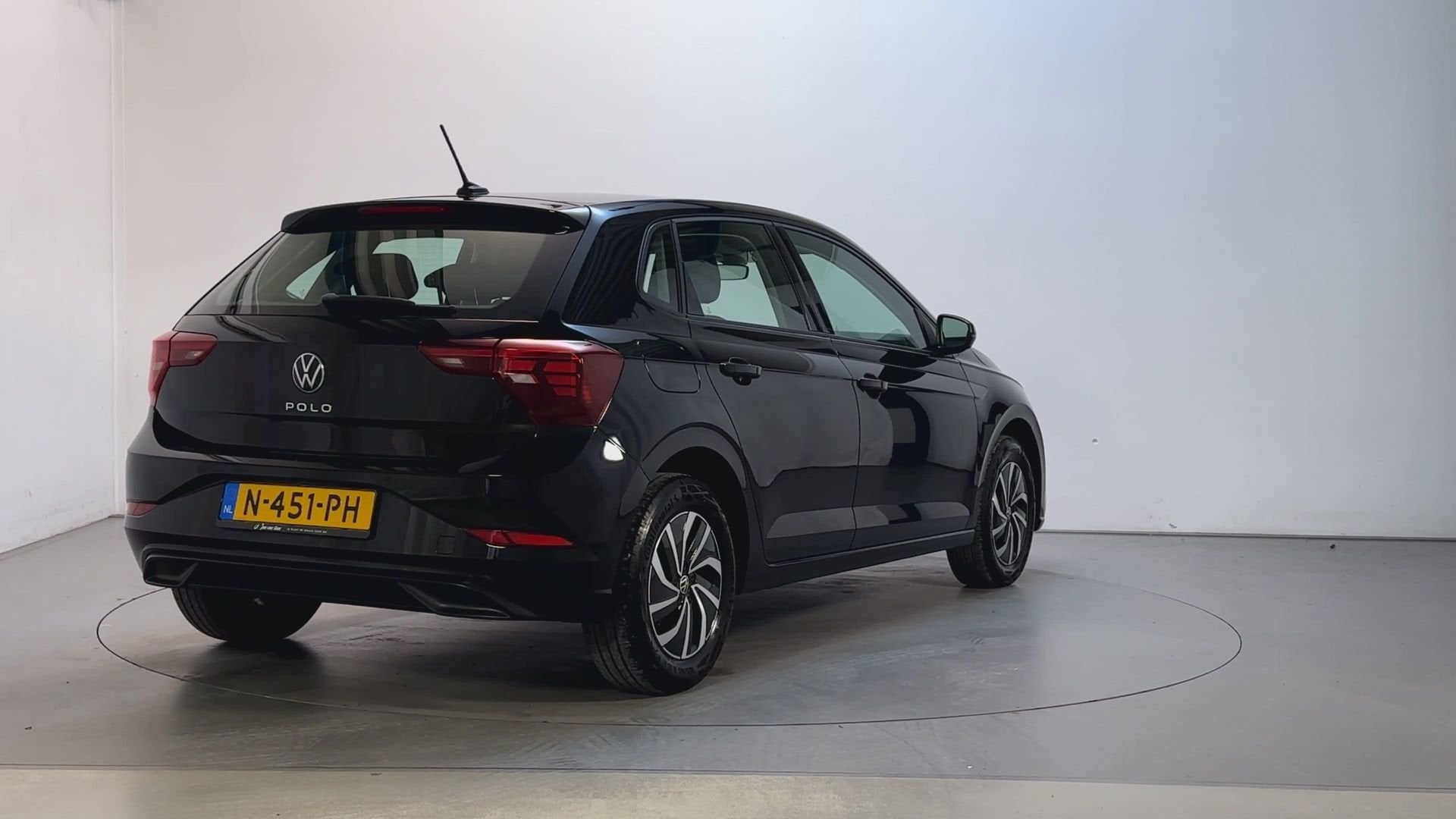 Volkswagen Polo 1.0 TSI Life Parkeersensoren App-Connect DAB, Voorwielaandrijving, Stof, Gebruikt, Met garantie (alle)