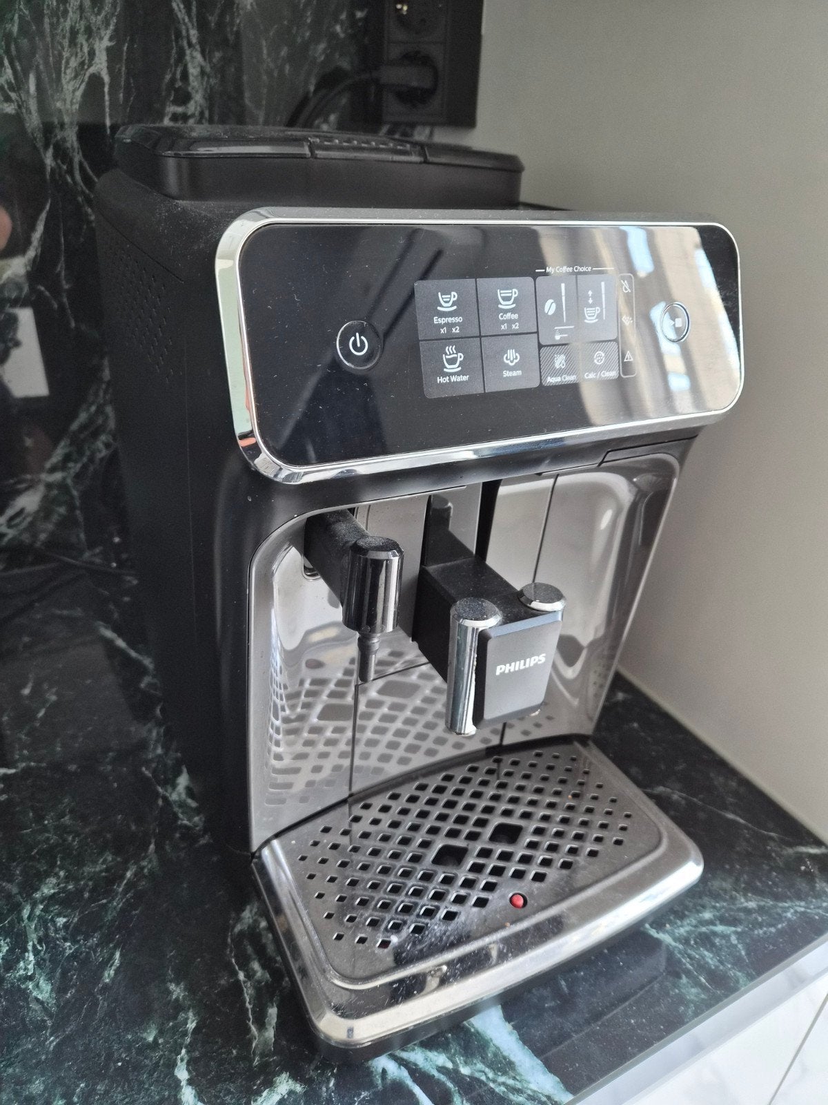 Philips Volautomatische Espressomachine - Zo goed als nieuw, Espresso apparaat, Zo goed als nieuw, 2 tot 4 kopjes, Afneembaar waterreservoir