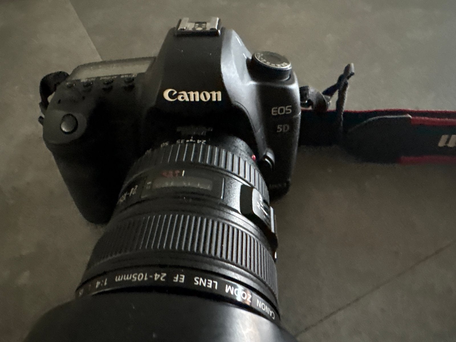 Canon EOS 5D Mark II Spiegelreflexcamera met EF 24-105mm len, Gebruikt, Spiegelreflex, Canon, Ophalen of Verzenden