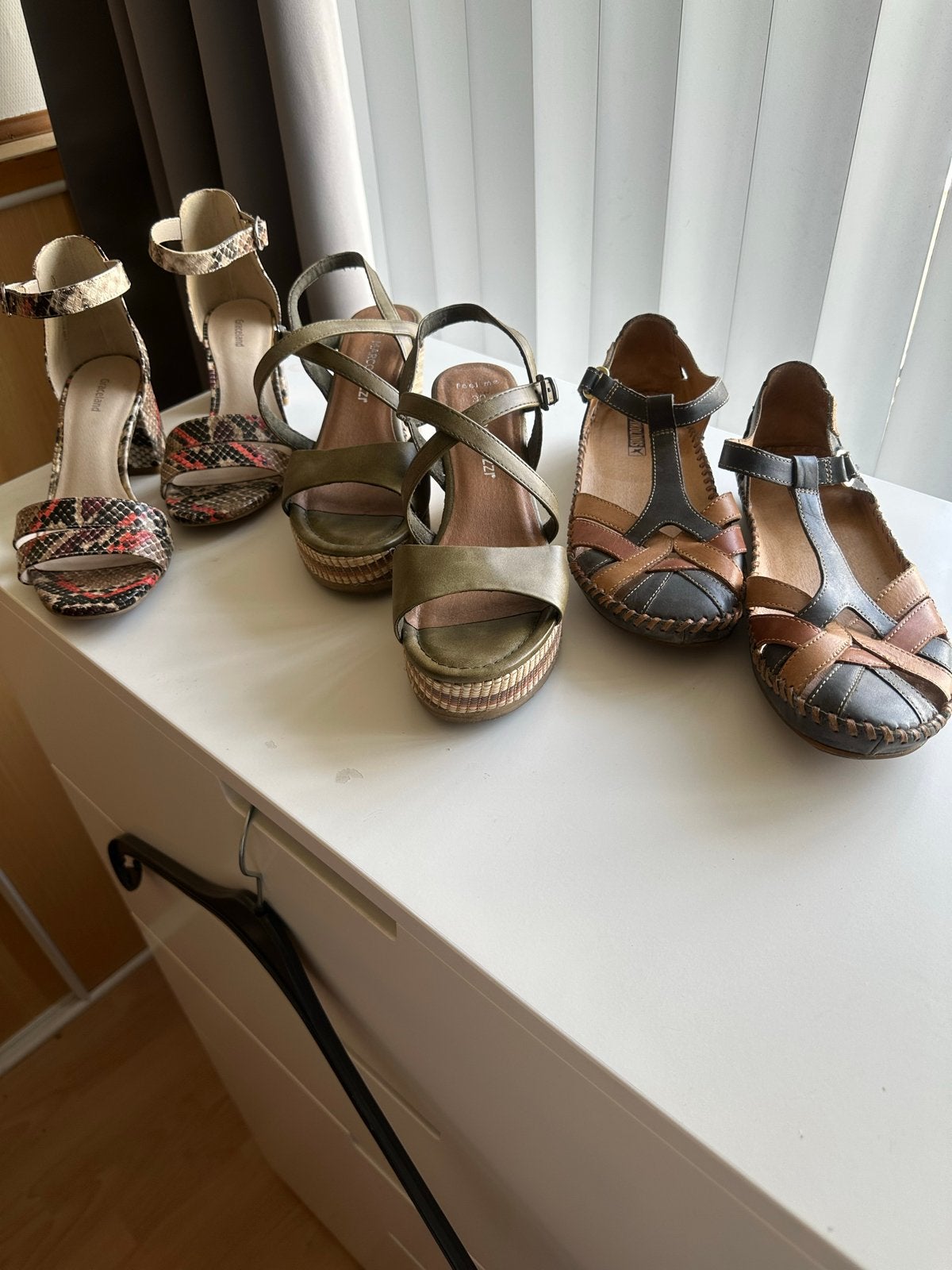 Schoenenpakket: Sandalen, Pumps en Espadrilles, Kleding | Dames, Ophalen, Zo goed als nieuw, Overige kleuren, Sandalen of Muiltjes