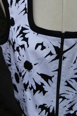 Top offwhite/ zwart Joseph Ribkoff mt 44 Vaste prijs AANBIED, Wit, Maat 42/44 (L), Joseph Ribkoff, Ophalen of Verzenden