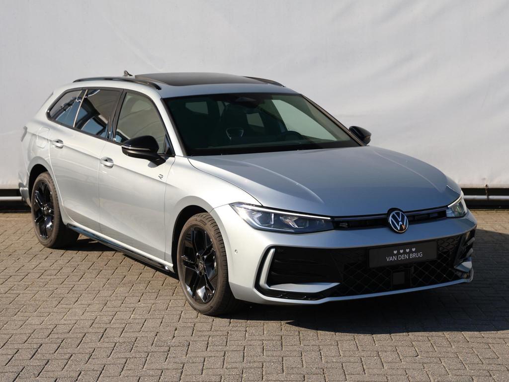 Volkswagen Passat Variant 1.5 eHybrid R-Line Edition 272PK D, Stof, 4 cilinders, 2000 kg, 150 min