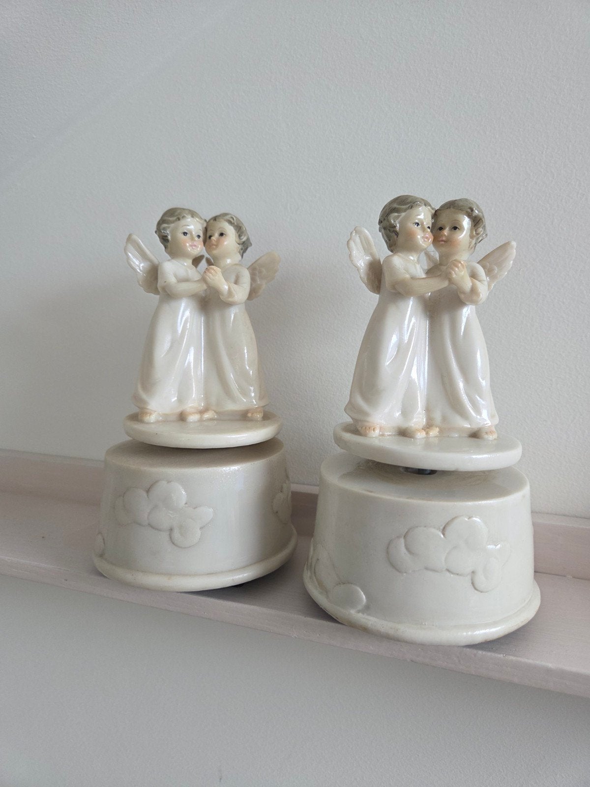Set van 2 Muziekdoosjes met Engeltjes - Vintage., Vintage, Gebruikt, Beige, Ophalen of Verzenden