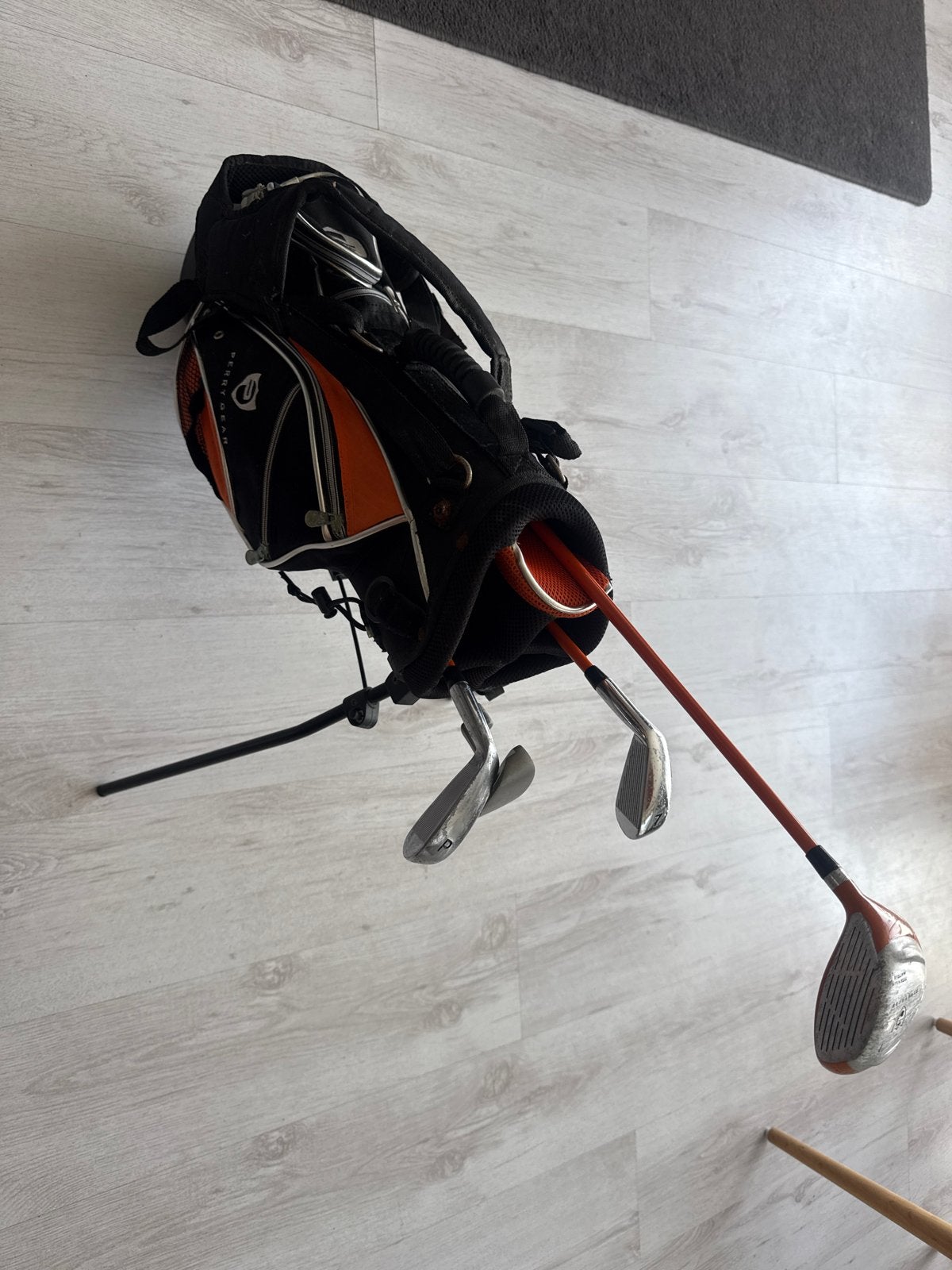 Complete kinder golfset met tas - Perry Gear, Sport en Fitness, Golf, Set, Gebruikt, Info@golf.com, Perry Gear