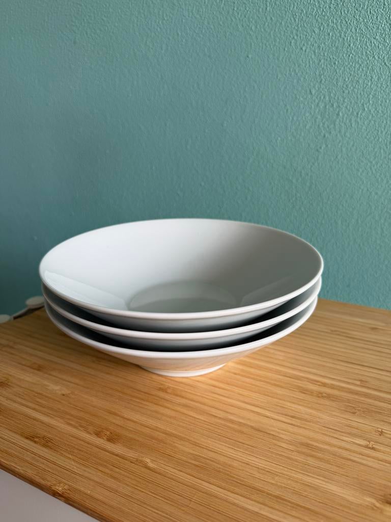 Drie witte IKEA schalen, Ophalen, Gebruikt, Keramiek, Schaal of Schalen