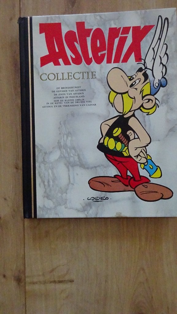 Asterix collectie 6 verhalen, Boeken, Stripboeken, Eén stripboek, Ophalen of Verzenden, Zo goed als nieuw