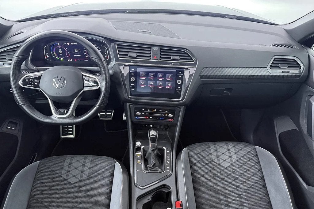 Volkswagen Tiguan 1.4 TSI eHybrid R-Line Busine € 23.945,0, Automaat, 1716 kg, Euro 6, 4 cilinders