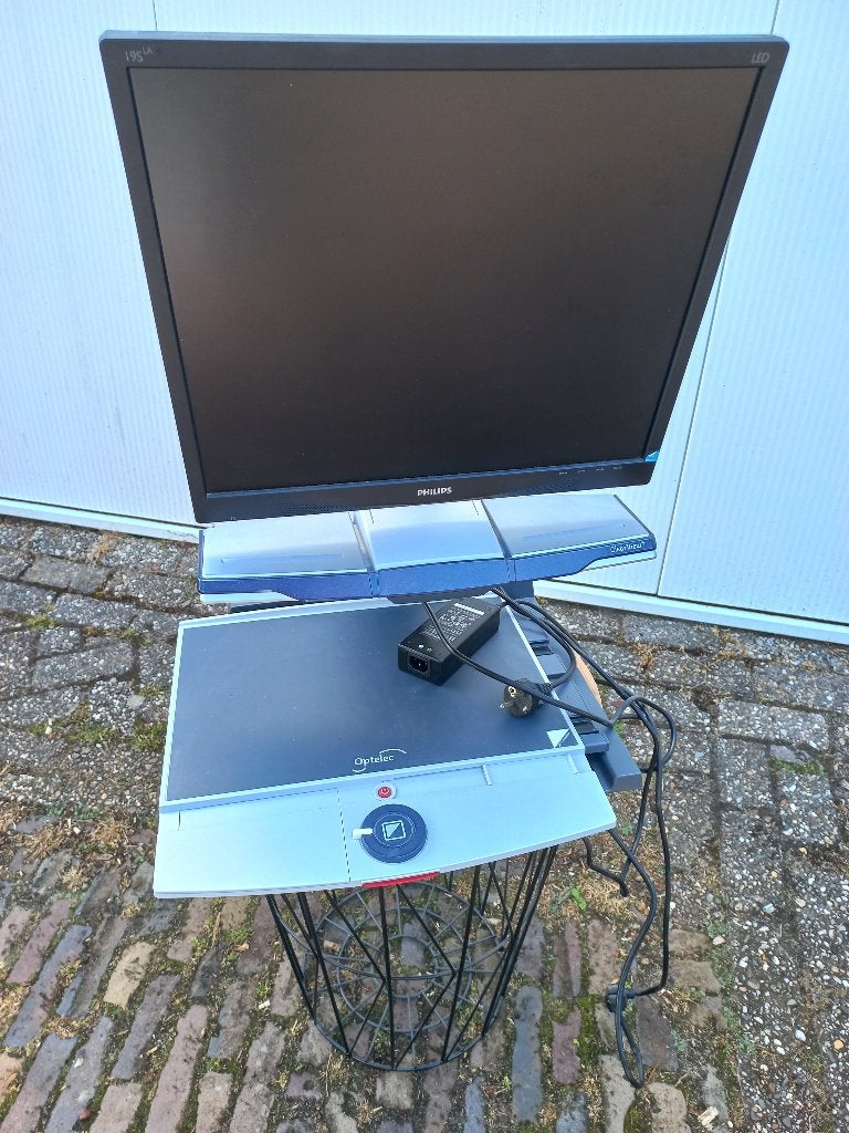 Optelec ClearView+ Loeplamp met Philips Monitor, Hobby en Vrije tijd, Ophalen, Gebruikt, Loeplamp, Dorcaswinkelkapelle@dorcas.nl