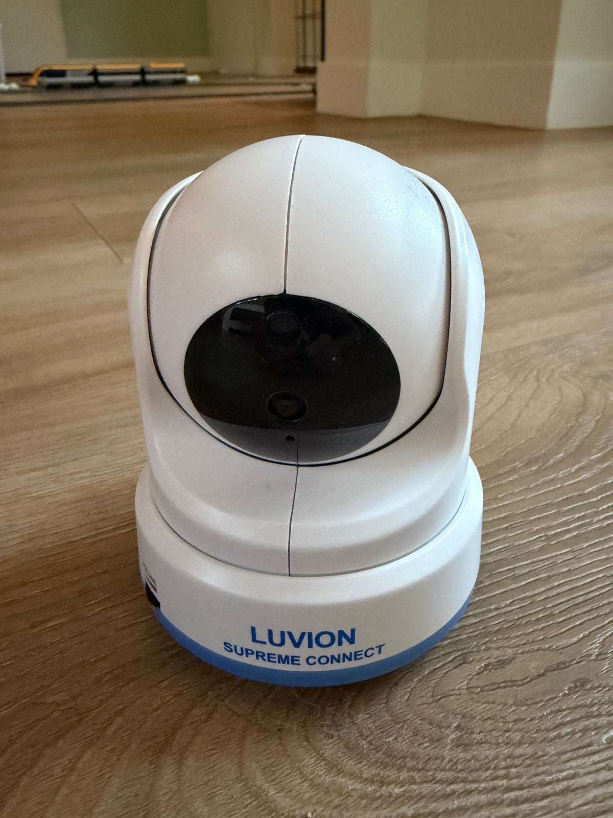 Luvion supreme connect camera, Kinderen en Baby's, Ophalen of Verzenden, Zo goed als nieuw, 100 tot 250 meter, Camera
