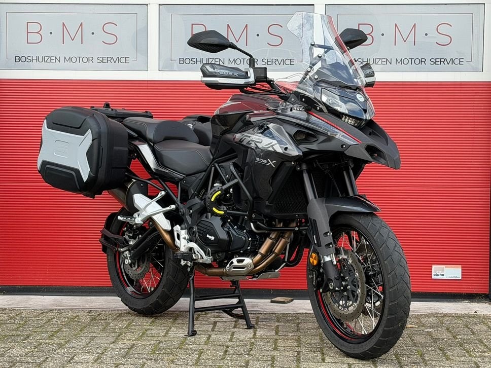 BENELLI TRK 502 X (bj 2022), Motoren, Motoren | Benelli, 2 cilinders, 499 cc, Bedrijf, Onbekend