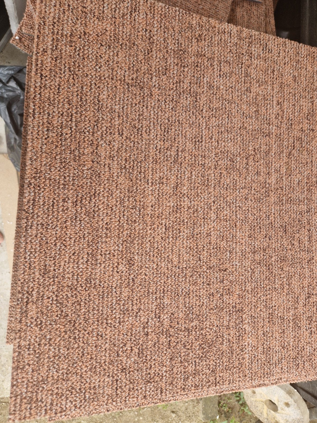 Bruine tapijttegels 50 stuks-extra dik! - 1 euro per stuk, Ophalen, Minder dan 50 cm, Bruin, Vierkant