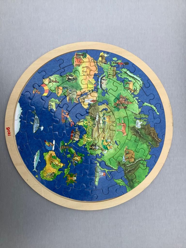 Goki wereld dieren puzzel, Kinderen en Baby's, Speelgoed | Kinderpuzzels, Ophalen, 10 tot 50 stukjes, Zo goed als nieuw, 6 jaar of ouder