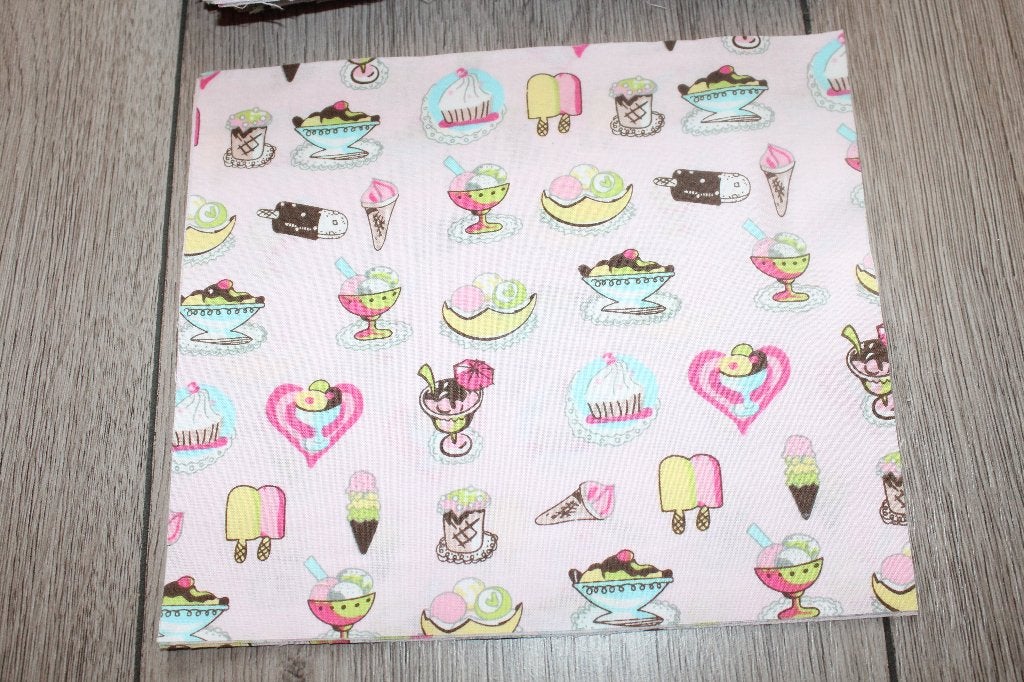 100% katoen quilt lap stof - roze met ijsjes #1825, Nieuw, Ophalen of Verzenden, Katoen, Roze