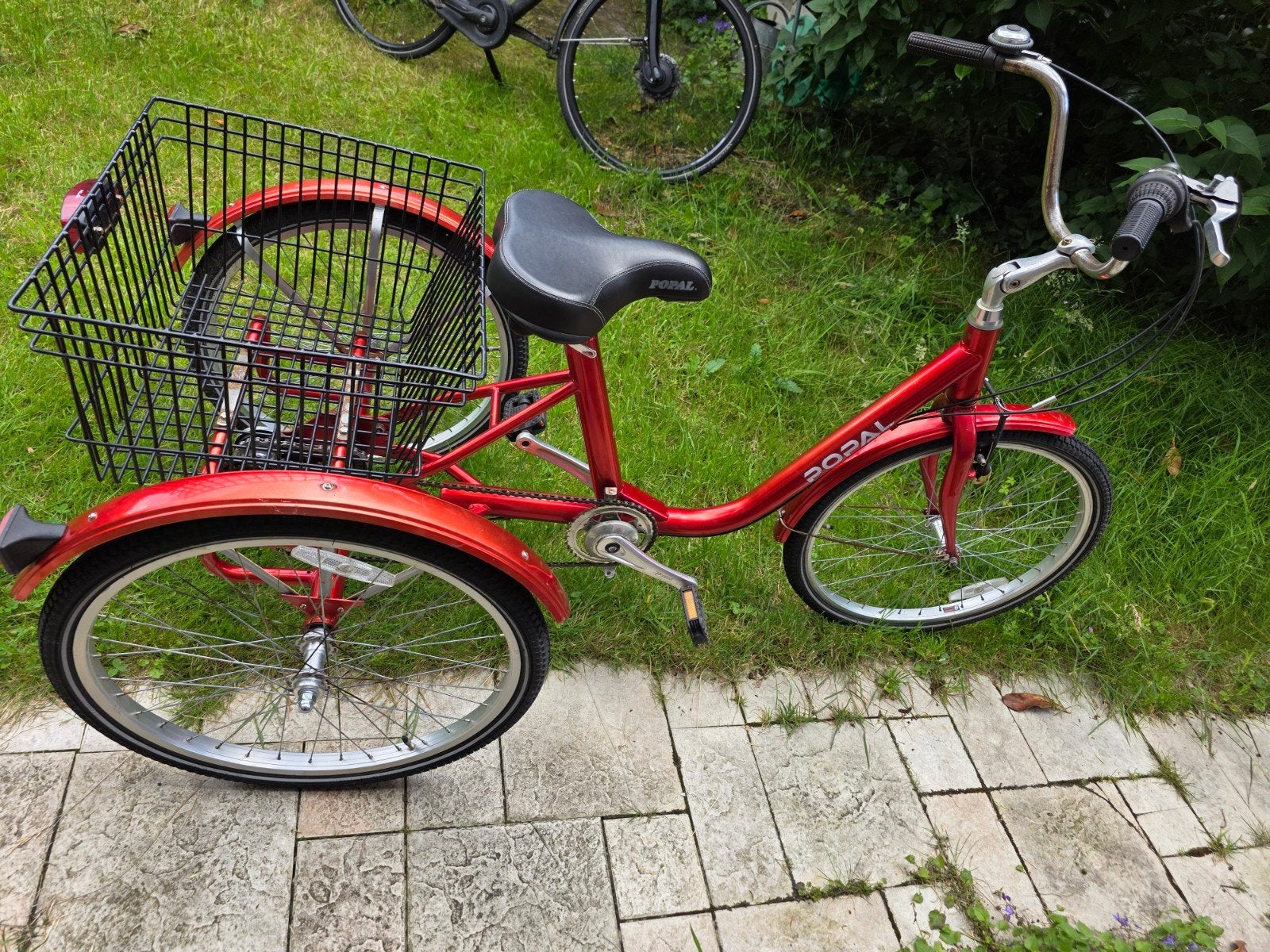 Popal driewieler fiets met mand - Rood, Fietsen en Brommers, Fietsen | Driewielfietsen, Ophalen of Verzenden, Gebruikt, Velgrem