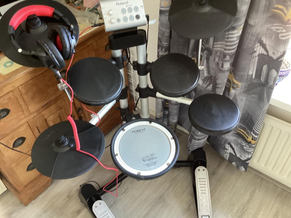 Roland HD-1 drumstel i.z.g.st, Ophalen of Verzenden, Zo goed als nieuw, Roland
