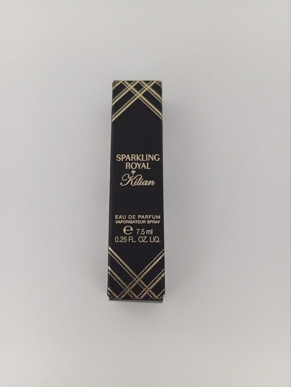 Nieuw Kilian Sparkling Royal Parfum 7,5 ml Travelspray, Sieraden, Tassen en Uiterlijk, Ophalen of Verzenden, Nieuw, Zwart, Ogen