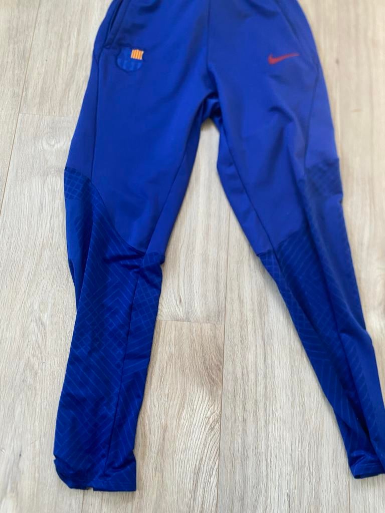 Nike FC Barcelona trainingsbroek - Blauw - Maat XL, Blauw, Maat 56/58 (XL), Ophalen of Verzenden, Voetbal