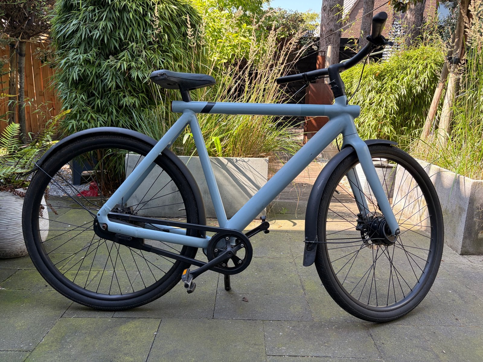 Vanmoof S3 blauw - Voor onderdelen of project, Fietsen en Brommers, 59 cm of meer, Ophalen, Gebruikt, Vanmoof