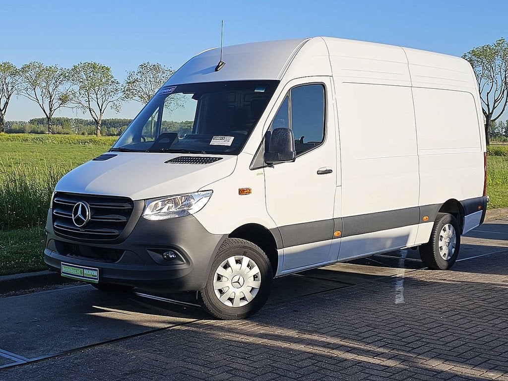 Mercedes-Benz Sprinter 317 L2H2 Pro Mbux10 Euro6 Airco Autom, Automaat, Zwart, 4 cilinders, Wit
