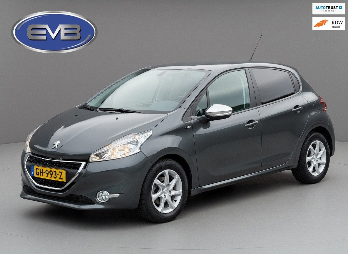 Peugeot 208 1.2 PureTech Style Pack, navigatie,airco, cruise, Auto's, Voorwielaandrijving, Dealer onderhouden, Gebruikt, 1199 cc