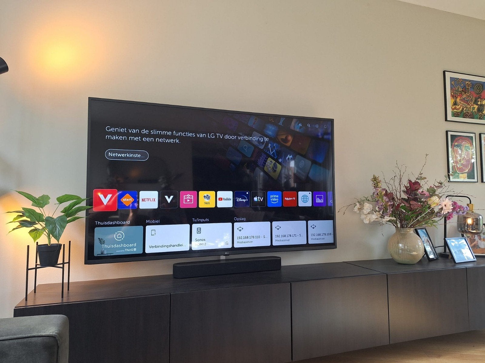 LG UM7400PLB 65 inch 4K Smart TV, Ophalen