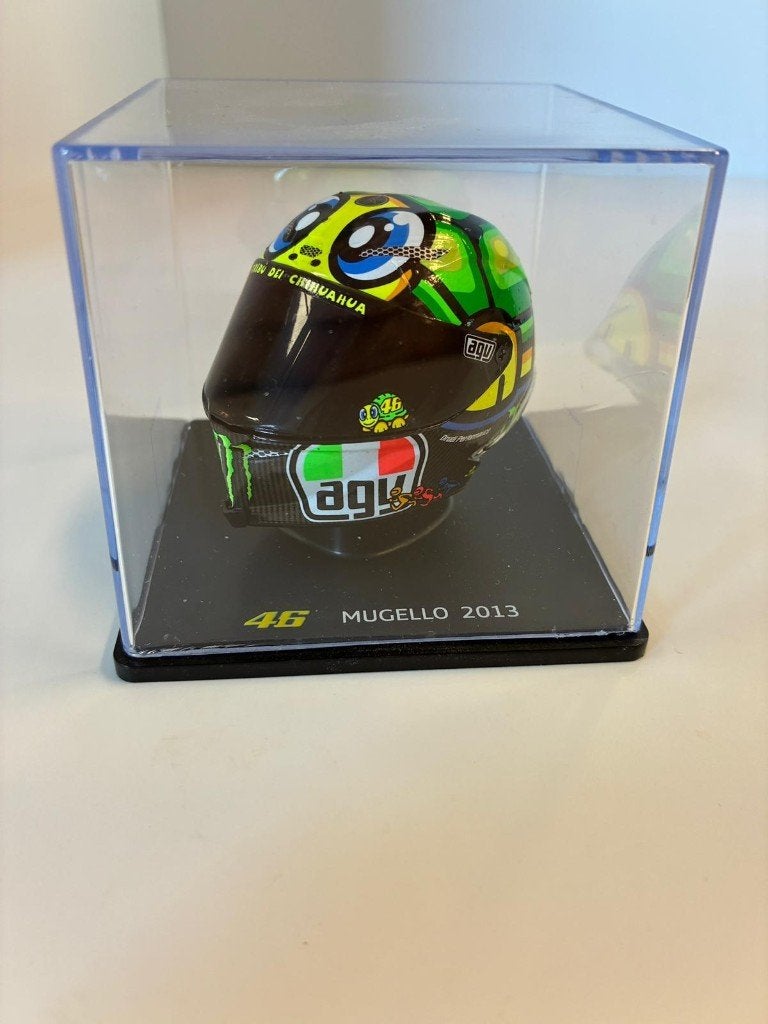 69734: Helm - MotoGP - Valentino Rossi - Mugello 2013 - 1:5, Overige typen, Zo goed als nieuw, Bachsatztstr. 54 D 72131 Ofterdingen, Germany