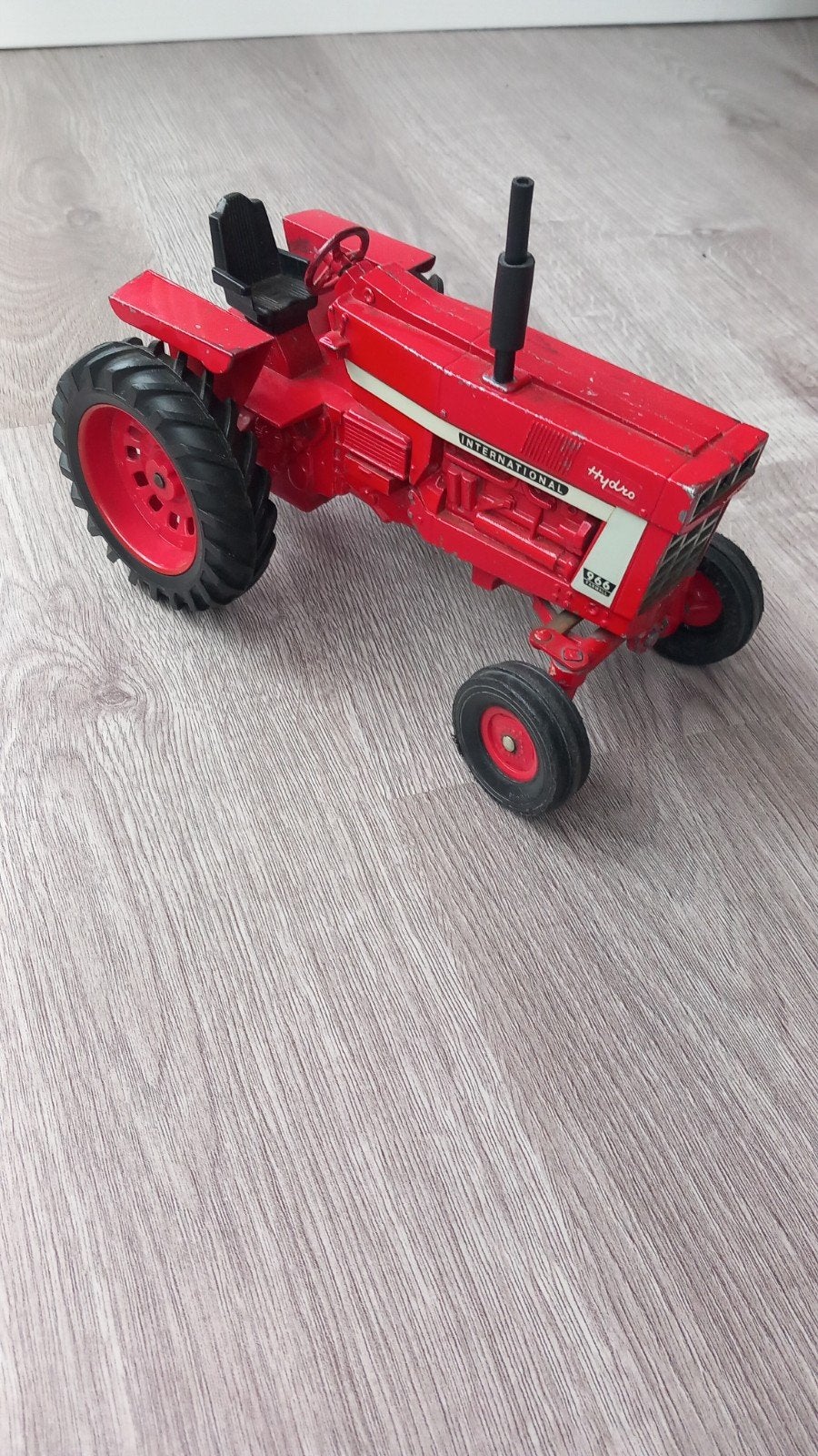 Ertl Hydro International 966 Tractor Schaal 1/16, Ophalen of Verzenden, Gebruikt, Tractor of Landbouw
