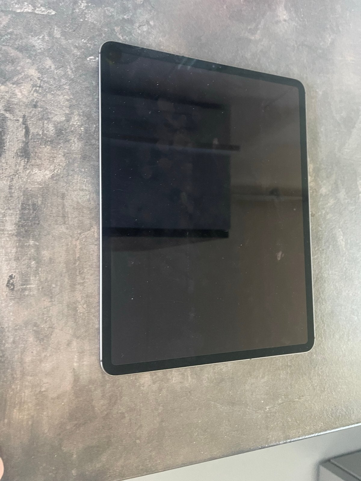 Apple iPad Pro 12.9 inch (2020) 128GB Wi-Fi + Cellular, Ophalen, 12 inch, Zo goed als nieuw, Apple iPad Pro