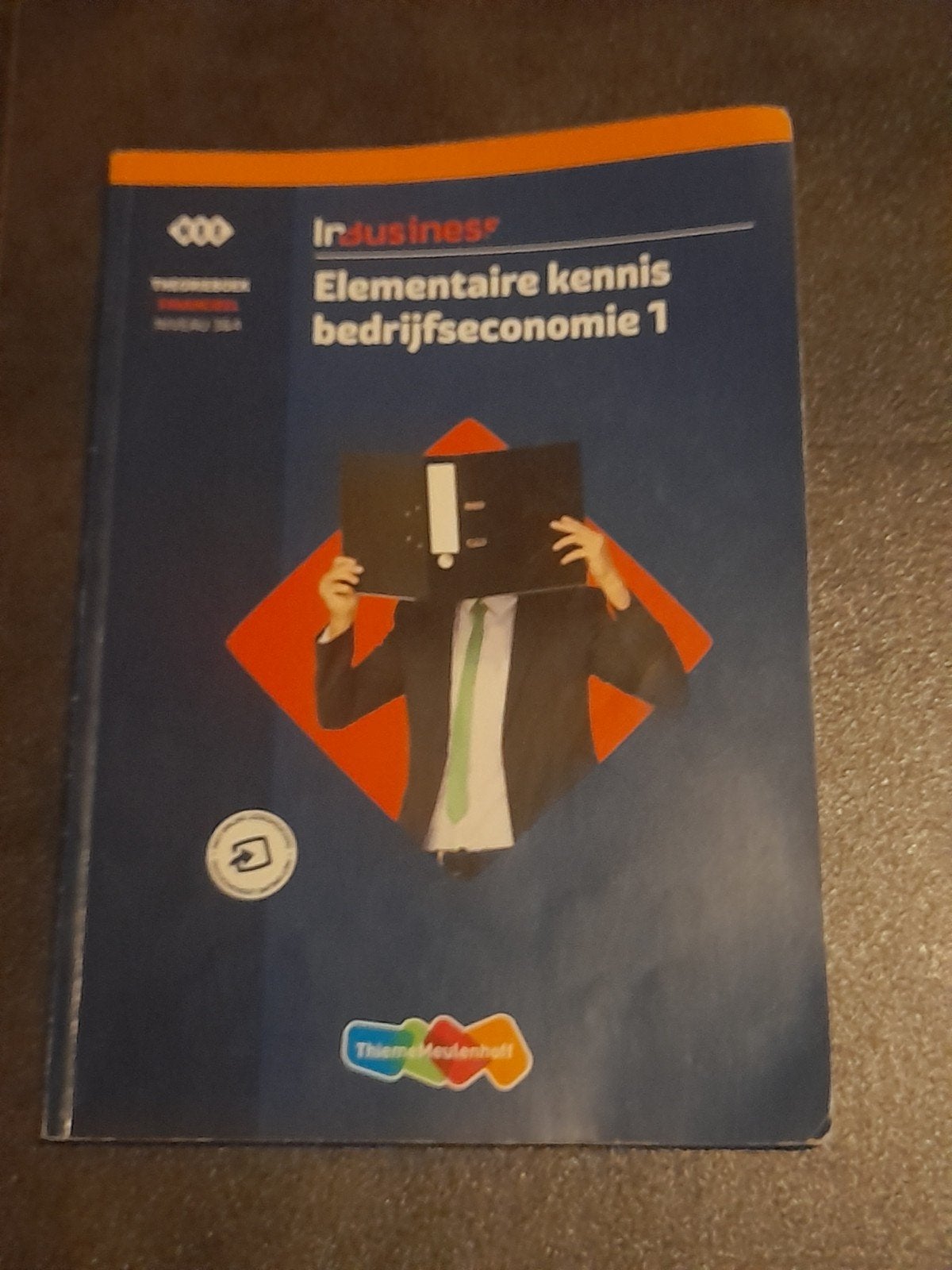Elementaire Kennis Bedrijfseconomie 1 theorieboek, Boeken, Studieboeken en Cursussen, Ophalen of Verzenden, Gelezen, MBO