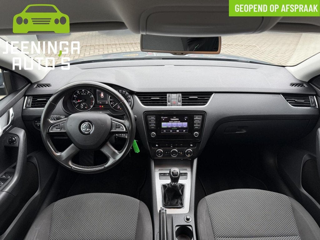 Skoda Octavia Combi 1.2 TSI Greentech Ambition Businessline|, Voorwielaandrijving, Euro 5, Stof, Gebruikt