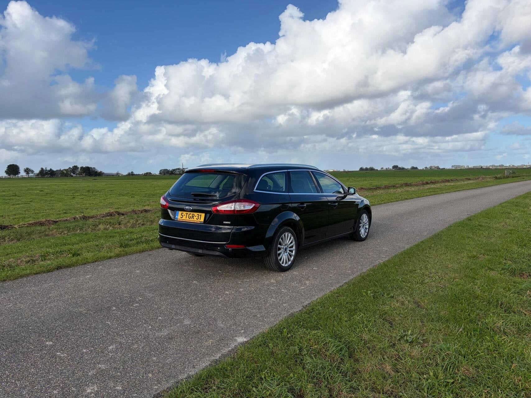 Ford Mondeo Wagon 1.6 EcoBoost Titanium, van 2e EIGENAAR❗, Auto's, Voorwielaandrijving, 15 km/l, Gebruikt, Zwart
