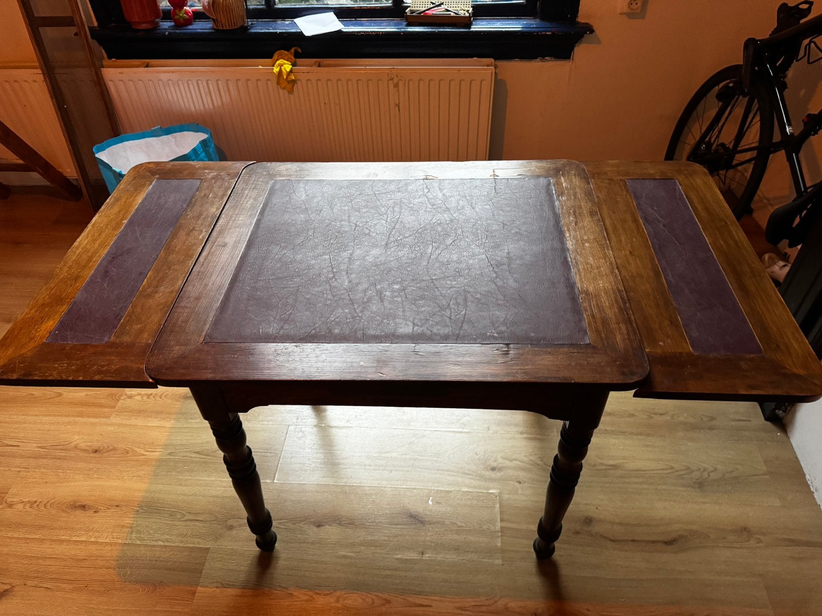 antieke uitschuif tafel, Antiek en Kunst, Ophalen