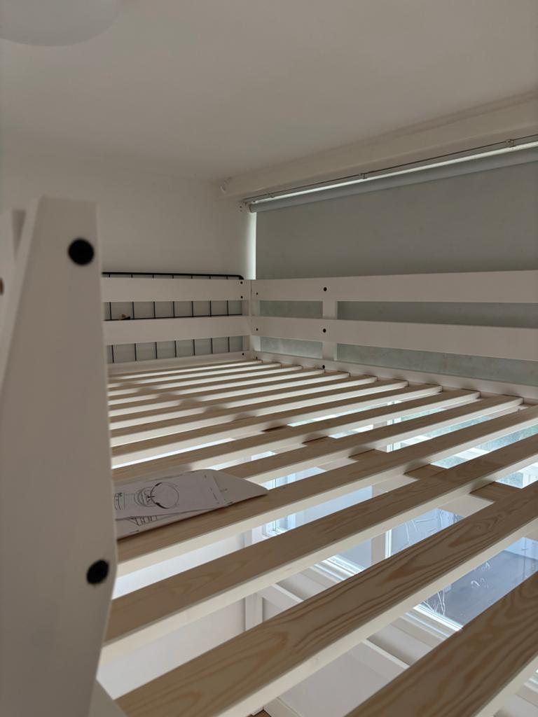 IKEA STORÅ Hoogslaper wit gebeitst 140x200 cm - Z.g.a.n., Ophalen, Hoogslaper, Nieuw, 140 cm