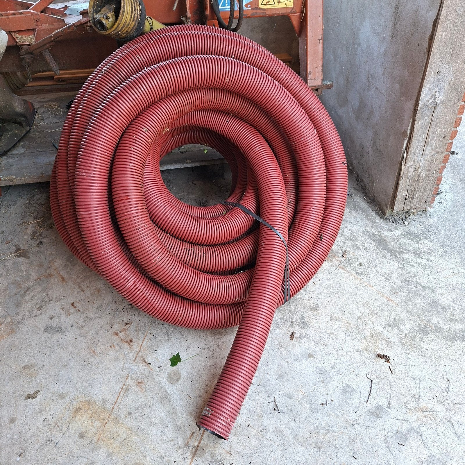 Mantelbuis 110mm, Ophalen, Zo goed als nieuw