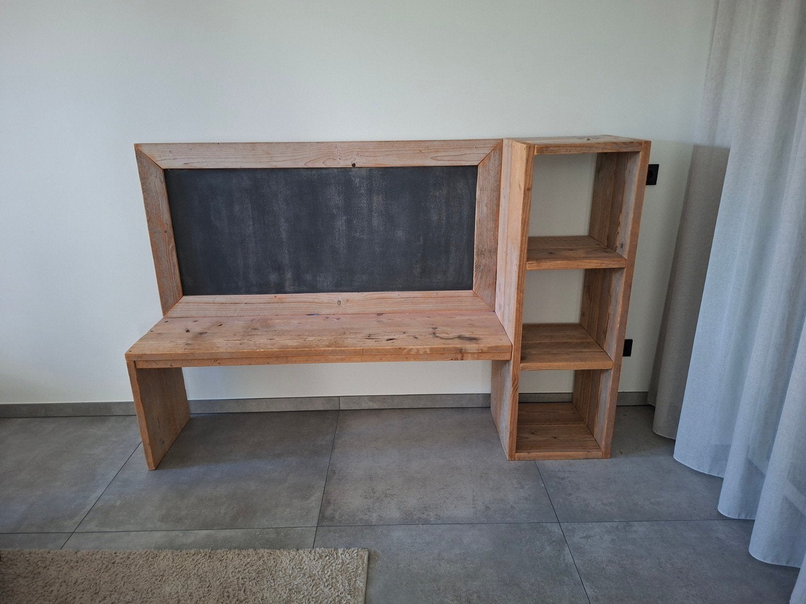Kinderwerkbank met krijtbord en opbergvakken, Ophalen