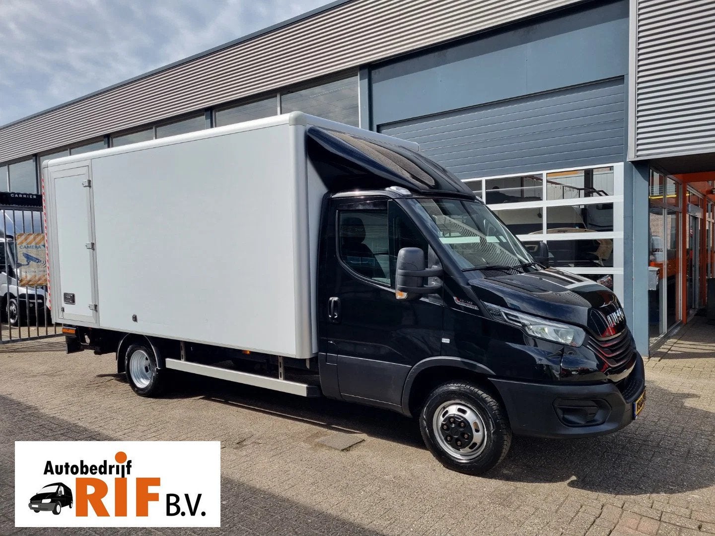Iveco Daily 40C18 3.0D Koffer GVW 3500kg LBW 750KG Euro 6, Auto's, Automaat, Achterwielaandrijving, Gebruikt, Euro 6