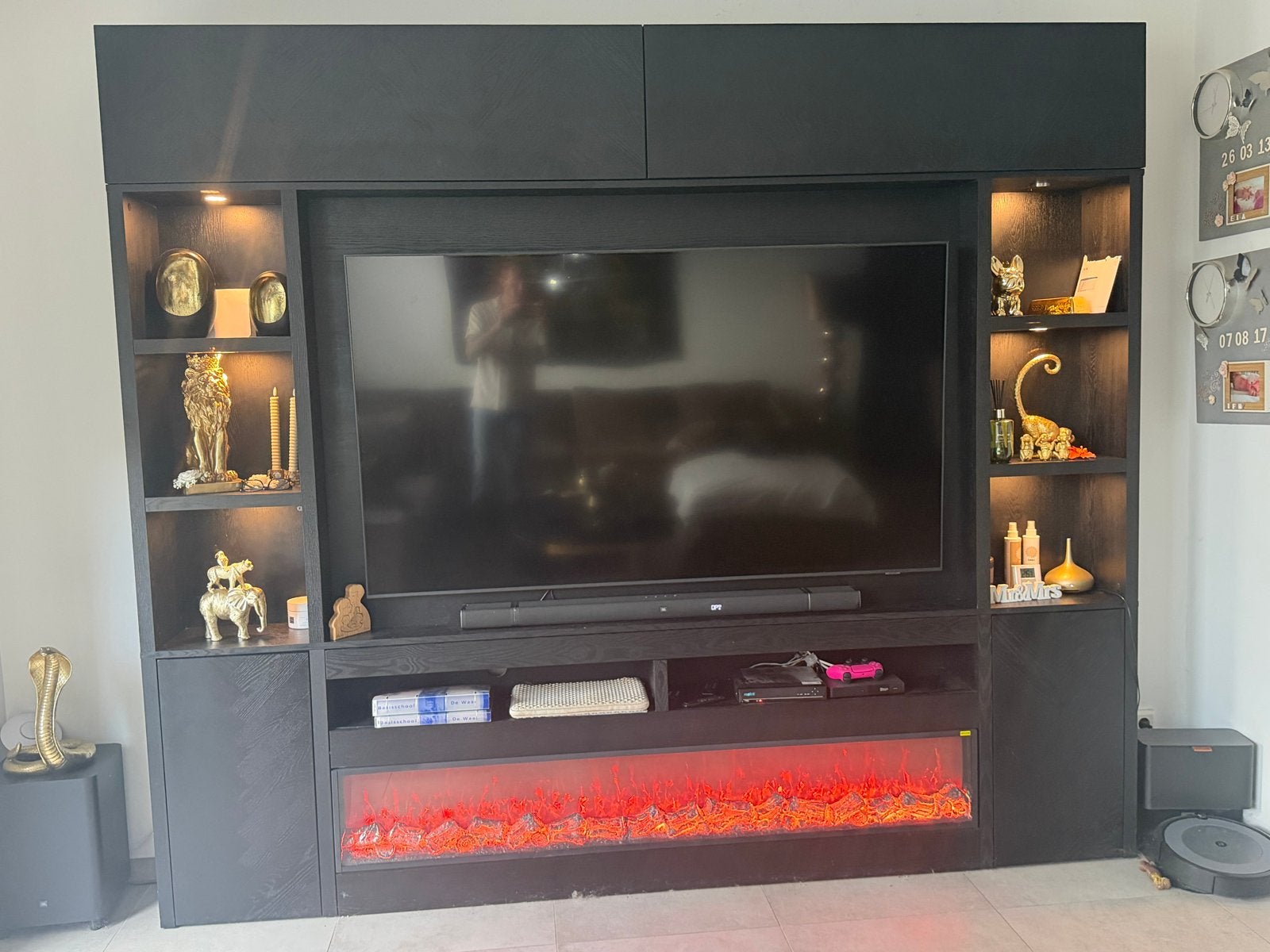 Zwart cinewall met ingebouwde sfeerhaard nu €1250, Huis en Inrichting, Kasten | Televisiemeubels, Ophalen, Gebruikt, 200 cm of meer